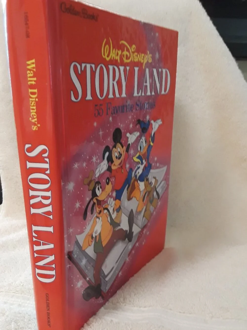 Disney 2Pc: Minnie Mouse NWT Plush + 1991 Walt Disneys Story Land Hardcover Book